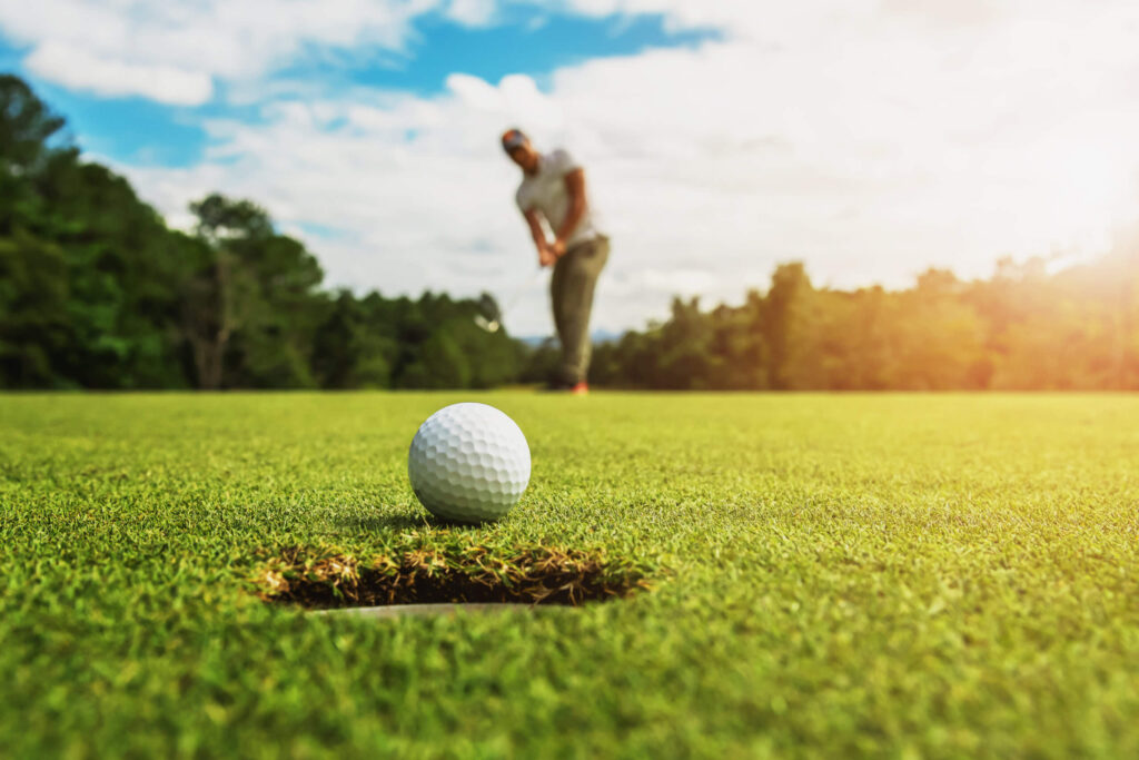 Golf warm up, golf hydration, golf nutrition:  3 things golfers need to do before getting to the golf course