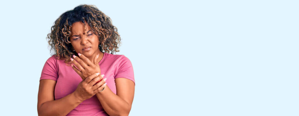 Living with Painful Joints? Physical Theray Can Help in These 4 Ways