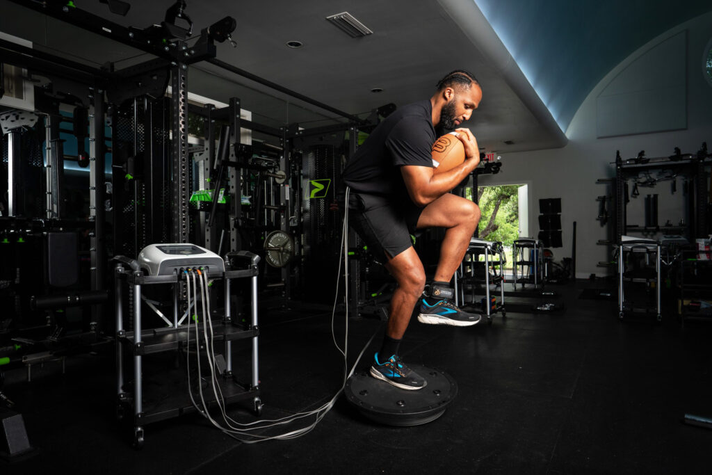 Keep Your New Year’s Fitness Resolutions With the Neubie